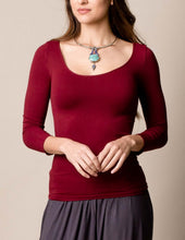 Load image into Gallery viewer, Control Fit Scoop Neck Tee