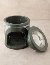 Load image into Gallery viewer, Eternal Knot Oil Diffuser