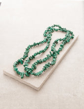 Load image into Gallery viewer, Malachite Gemstone Chip Necklace