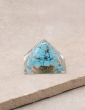 Load image into Gallery viewer, Turquoise Howlite Orgone Mini Pyramid