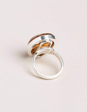 Load image into Gallery viewer, Amber Oval Ring - Size 9
