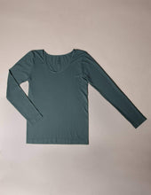 Load image into Gallery viewer, Control Fit Long Sleeve Top - XL
