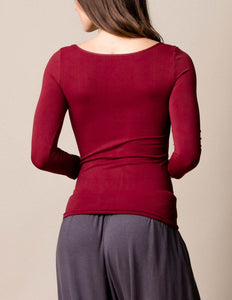 Control Fit Scoop Neck Tee
