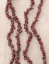 Load image into Gallery viewer, Garnet Gemstone Chip Necklace
