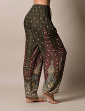 Load image into Gallery viewer, Mayuri Pants
