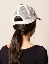 Load image into Gallery viewer, Sivana Trucker Hat
