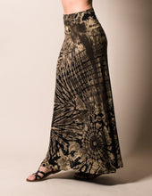 Load image into Gallery viewer, Tie Dye Skirt - Black

